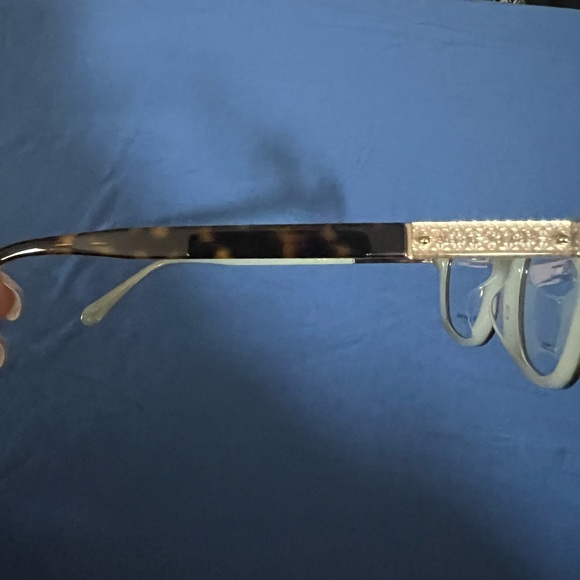 Kate Spade frames never worn, to be for prescription. Case comes with it. - Picture 5 of 5